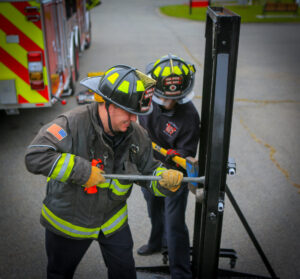 Life like forcing.
The door can be forced either inward or outward. Hand pump hydraulic door tools may be used to open the prop and also test the functionality of the tool.

